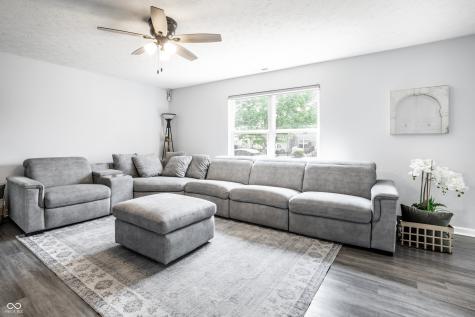 1043 Lichfield Lane Westfield IN 46074