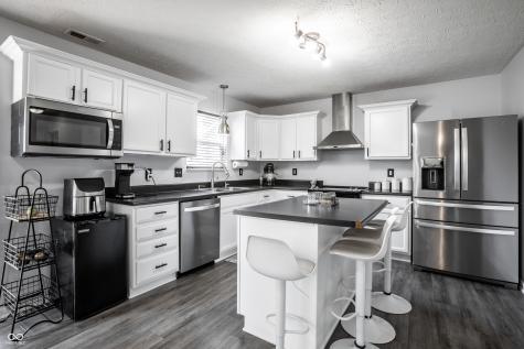 1043 Lichfield Lane Westfield IN 46074
