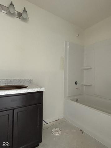 3766 Berkdale Drive Columbus IN 47203