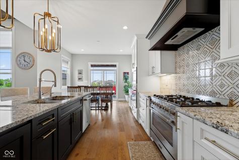 18295 Lakes End Drive Westfield IN 46074