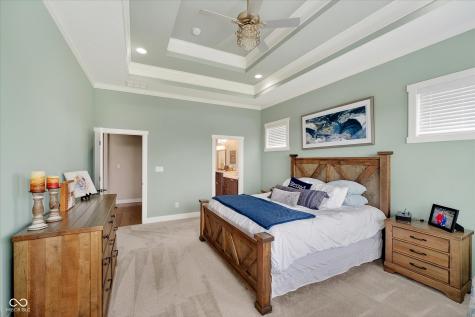 18295 Lakes End Drive Westfield IN 46074