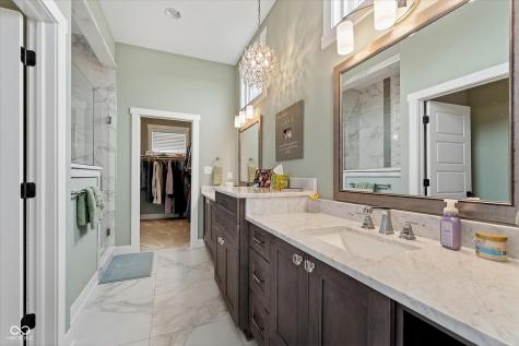 18295 Lakes End Drive Westfield IN 46074