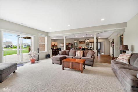 18295 Lakes End Drive Westfield IN 46074