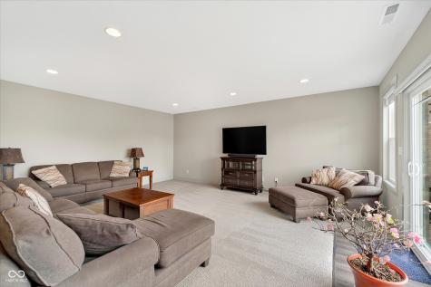 18295 Lakes End Drive Westfield IN 46074