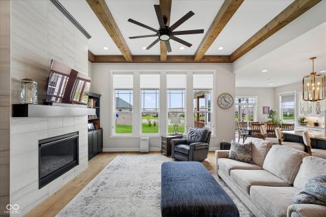 18295 Lakes End Drive Westfield IN 46074