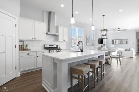 7077 Antiquity Drive Carmel IN 46033