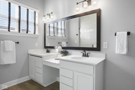 7077 Antiquity Drive Carmel IN 46033