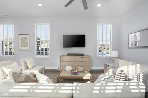 7077 Antiquity Drive Carmel IN 46033
