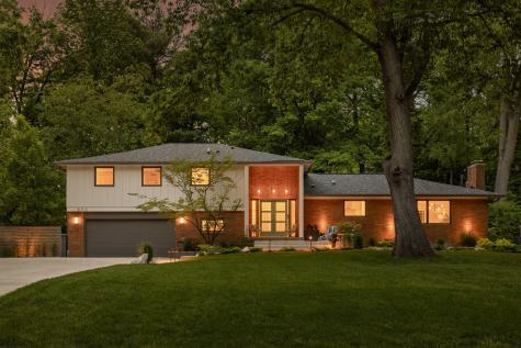 802 Spring Mill Lane Indianapolis IN 46260