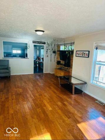 625 Collier Street Indianapolis IN 46241