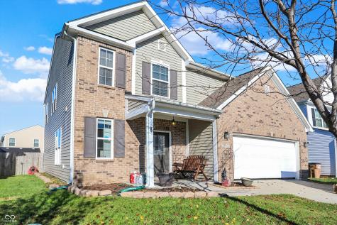 2082 Shadow Creek Boulevard Columbus IN 47201