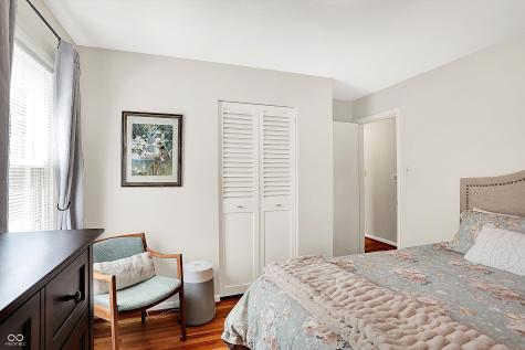 2512 E 57th Street Indianapolis IN 46220