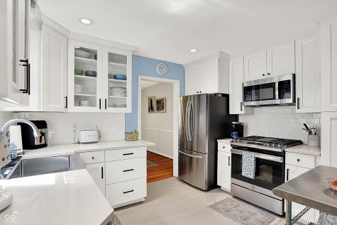 2512 E 57th Street Indianapolis IN 46220