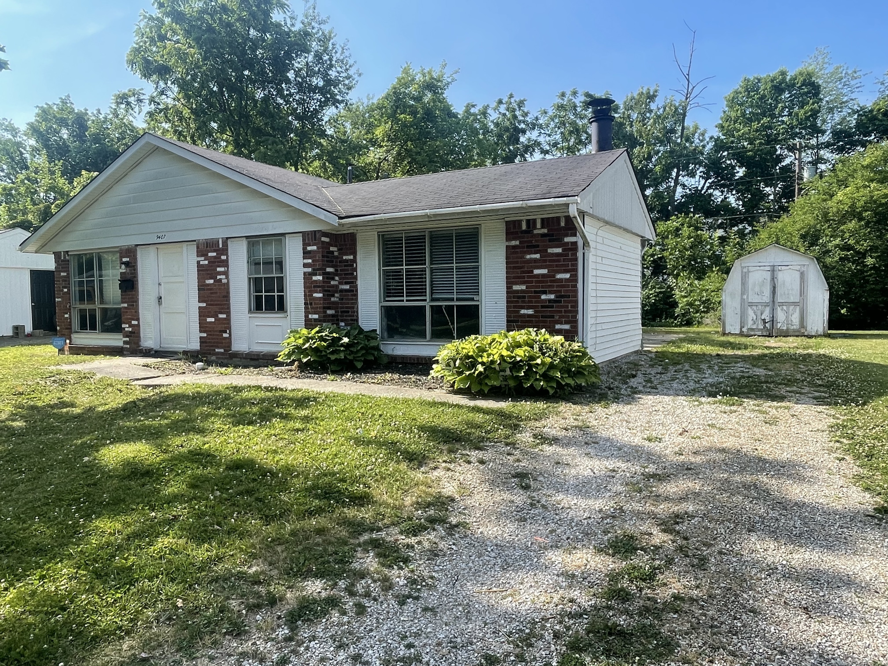 9407 Rochelle Drive Indianapolis IN 46235