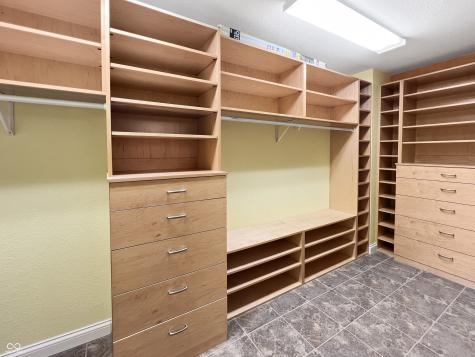 4770 Winterberry Place Columbus IN 47201