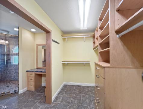 4770 Winterberry Place Columbus IN 47201