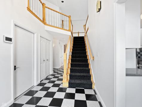 4770 Winterberry Place Columbus IN 47201