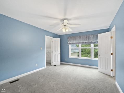 4770 Winterberry Place Columbus IN 47201