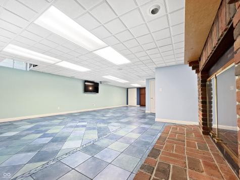 4770 Winterberry Place Columbus IN 47201