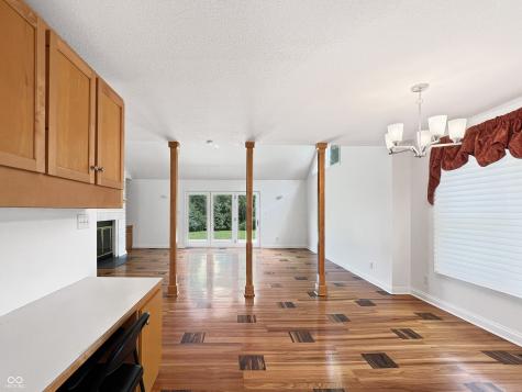 4770 Winterberry Place Columbus IN 47201