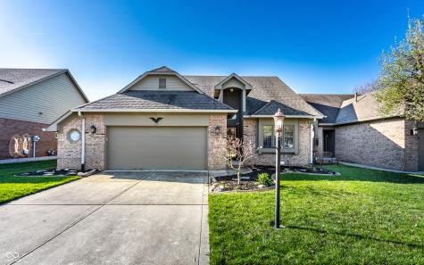 639 Brook Drive Greenwood IN 46143