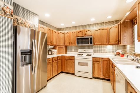 639 Brook Drive Greenwood IN 46143