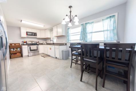 7930 E 25th Street Columbus IN 47203