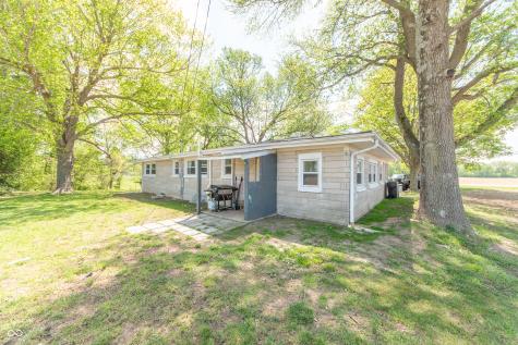 7930 E 25th Street Columbus IN 47203