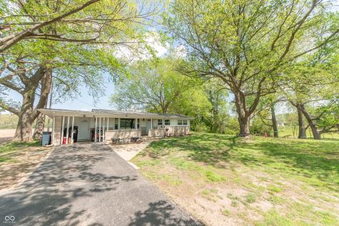 7930 E 25th Street Columbus IN 47203