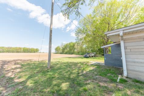 7930 E 25th Street Columbus IN 47203