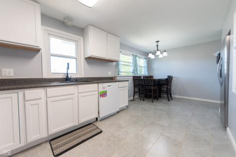 7930 E 25th Street Columbus IN 47203