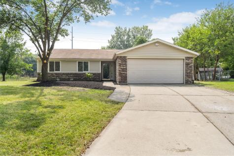 8205 Autumn Mill Lane Indianapolis IN 46256