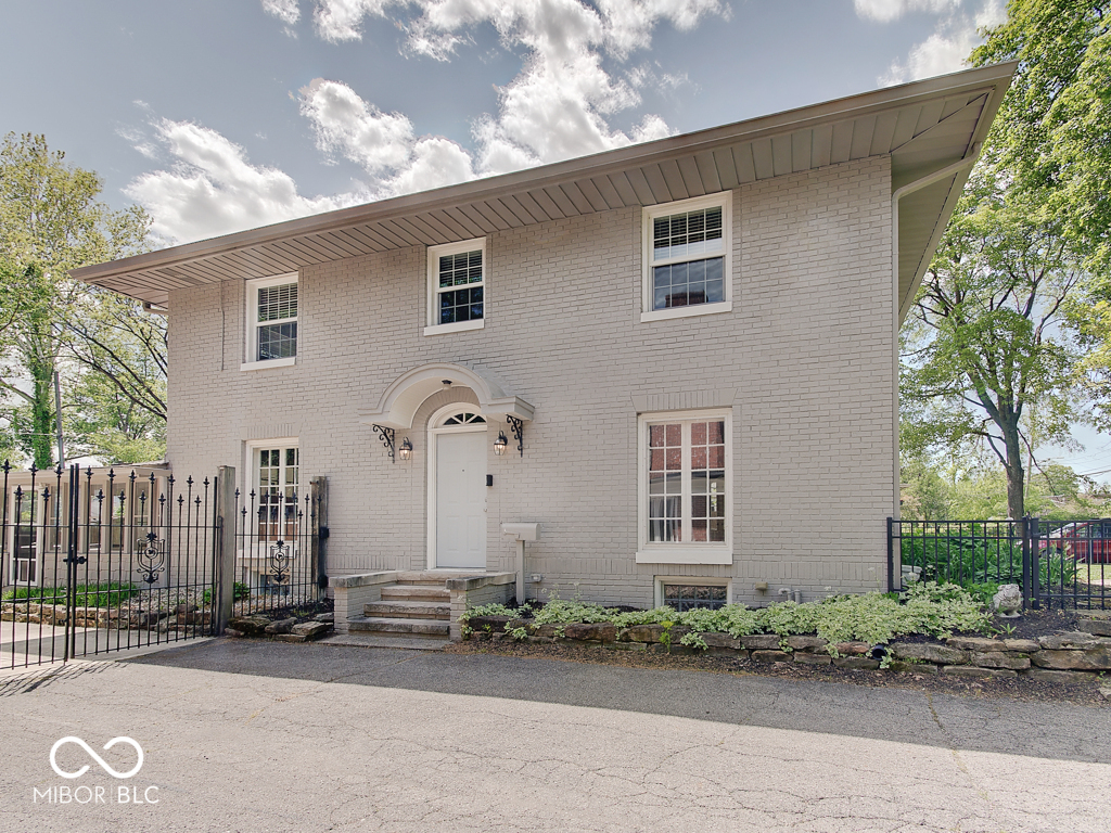 27 W 46th Street Indianapolis IN 46208