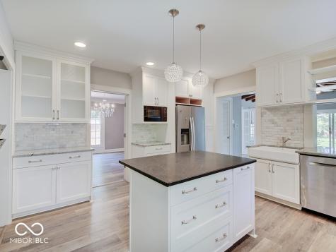 27 W 46th Street Indianapolis IN 46208