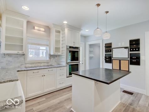 27 W 46th Street Indianapolis IN 46208