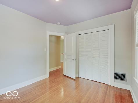 27 W 46th Street Indianapolis IN 46208