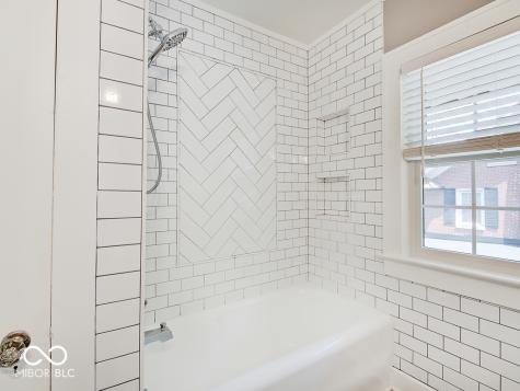 27 W 46th Street Indianapolis IN 46208