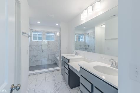 16042 Meadow Frost Court Fishers IN 46037