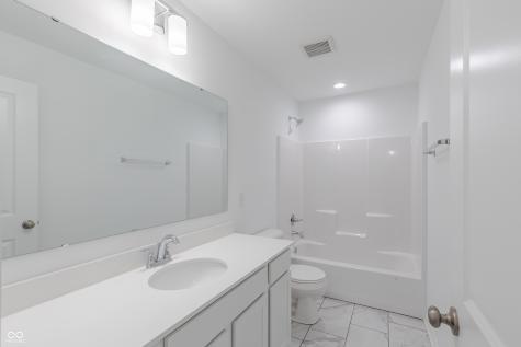 16042 Meadow Frost Court Fishers IN 46037