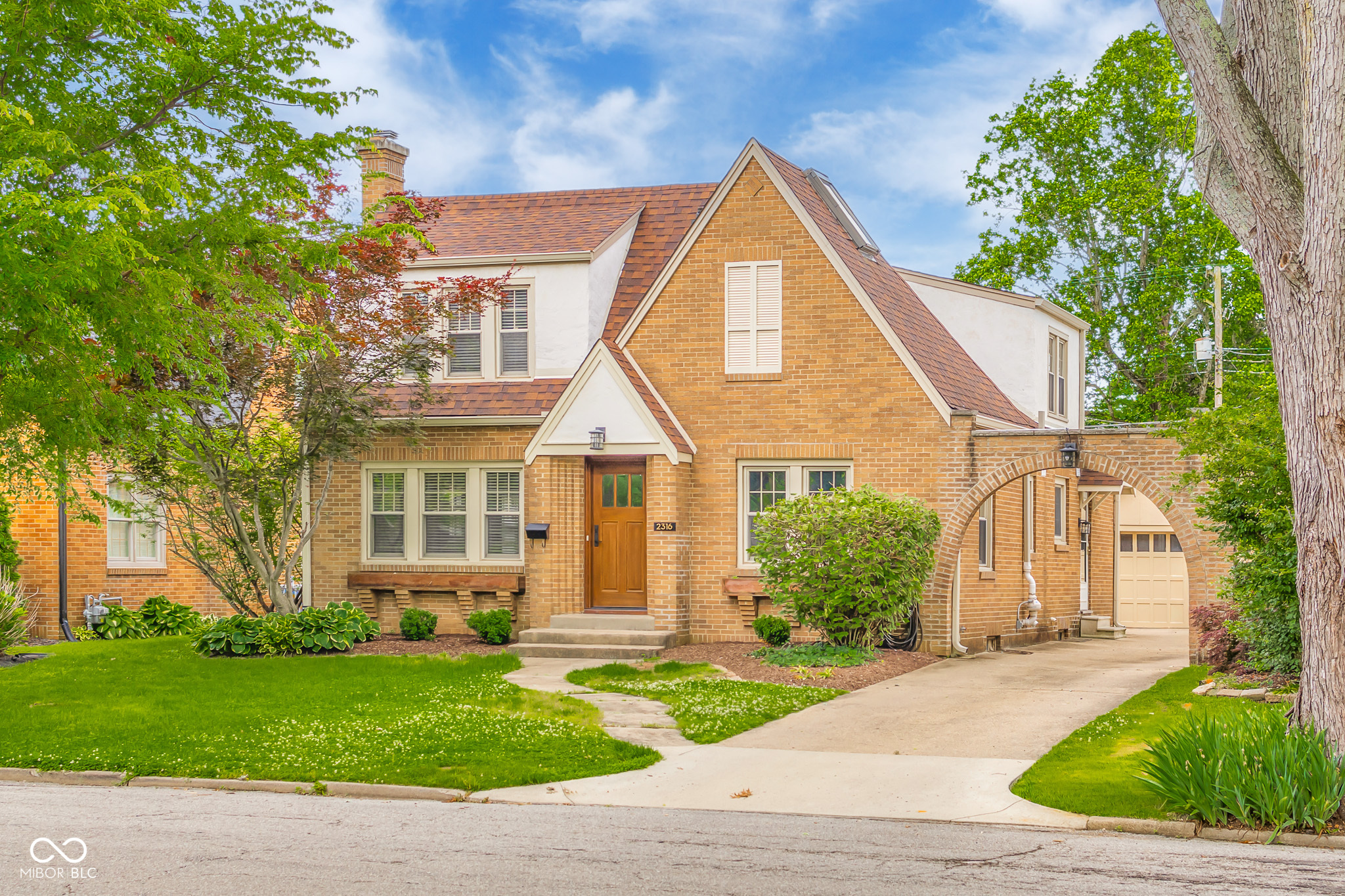 2316 Lafayette Avenue Columbus IN 47201