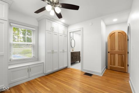 2316 Lafayette Avenue Columbus IN 47201