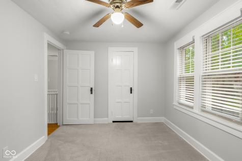 2316 Lafayette Avenue Columbus IN 47201