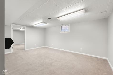 2316 Lafayette Avenue Columbus IN 47201