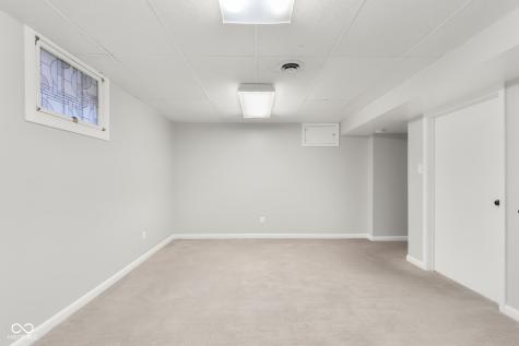2316 Lafayette Avenue Columbus IN 47201