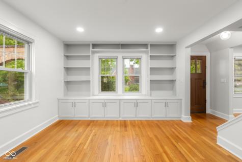 2316 Lafayette Avenue Columbus IN 47201