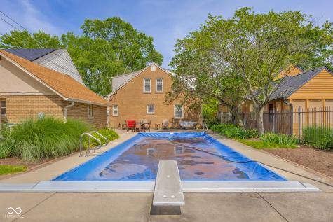 2316 Lafayette Avenue Columbus IN 47201