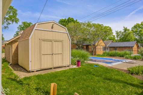 2316 Lafayette Avenue Columbus IN 47201