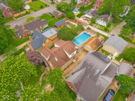 2316 Lafayette Avenue Columbus IN 47201