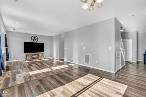 5859 Edelle Drive Indianapolis IN 46237