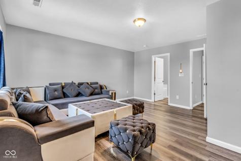 5859 Edelle Drive Indianapolis IN 46237